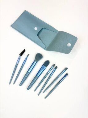8-Piece Mini Makeup Brushes Travel Set with pouch. New